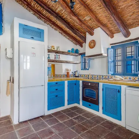 Cortijo Veraniego - Quiet Getaway Near Malaga Colmenar