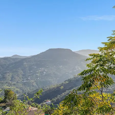 Cortijo Veraniego - Quiet Getaway Near Malaga Colmenar